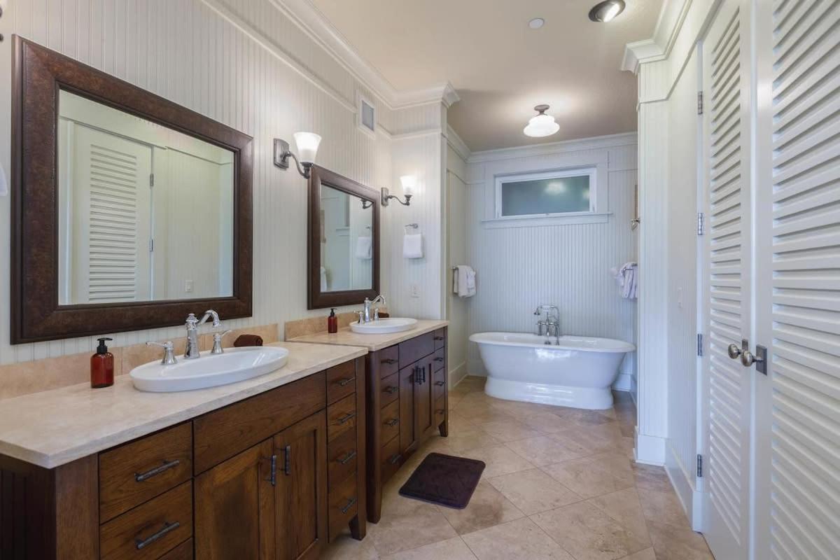 Beautiful Poolside Villa Open Layout With Pool Fitness And Beach Access Koloa Exterior photo